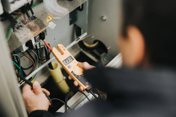 Best Licensed Electrician  in Clarksville, TX